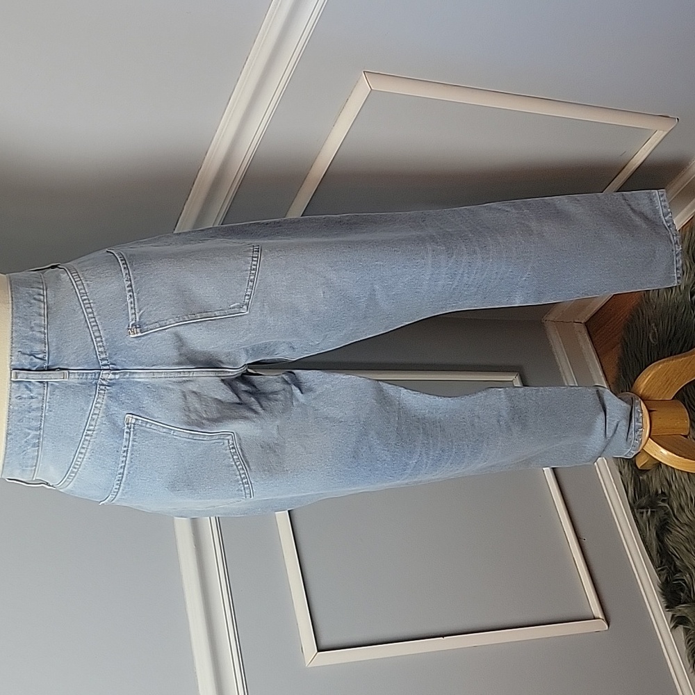 AGOLDE Light Wash Distressed Destroyed Tapered Leg Casual Designer Crop Jeans 28 - Picture 3 of 10